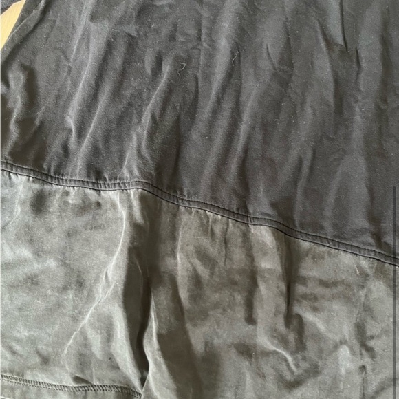 Lululemon tee - Picture 3 of 4